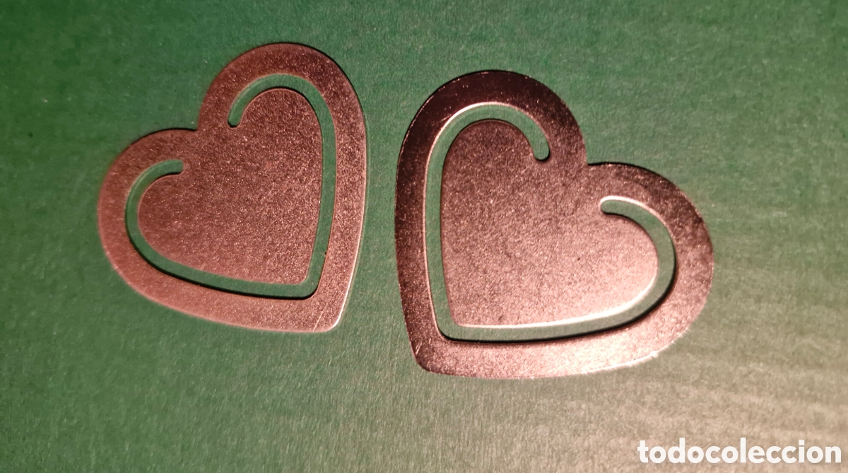 Coleccionismo marcap&aacute;ginas: 2 MARCAP&Aacute;GINAS METAL CORAZONES 4&times;4cm. - Foto 1