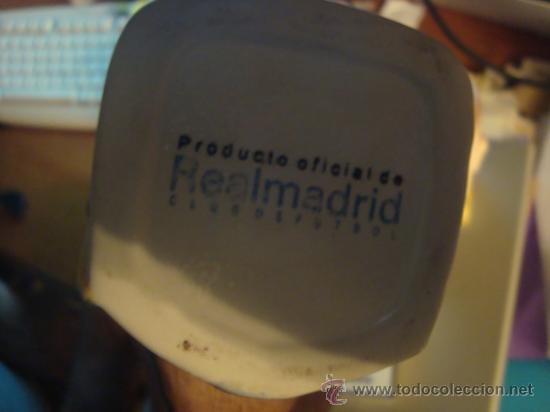 Coleccionismo deportivo: pareja de tazas ceramicas jugadores real madrid, oficial - Foto 2 - 32313252
