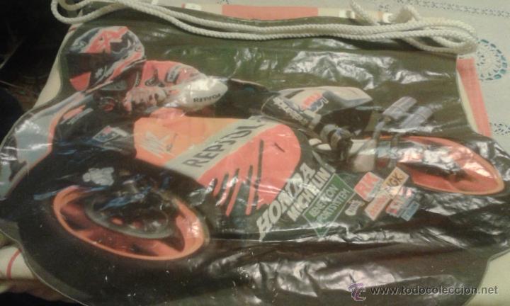 Coleccionismo deportivo: ANTIGUA BOLSA DE PL&Aacute;STICO MOTO DE CARRERAS PUBLICIDAD REPSOL, HONDA...