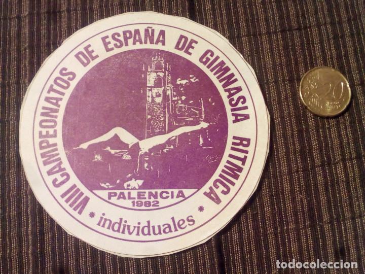 Coleccionismo deportivo: PEGATINA.VII CAMPEONATOS DE ESPAÑA DE GIMNASIA RITMICA.PALENCIA 1982. - Foto 1 - 88093168