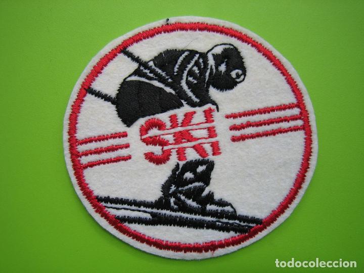 Coleccionismo deportivo: Escudo bordado Ski