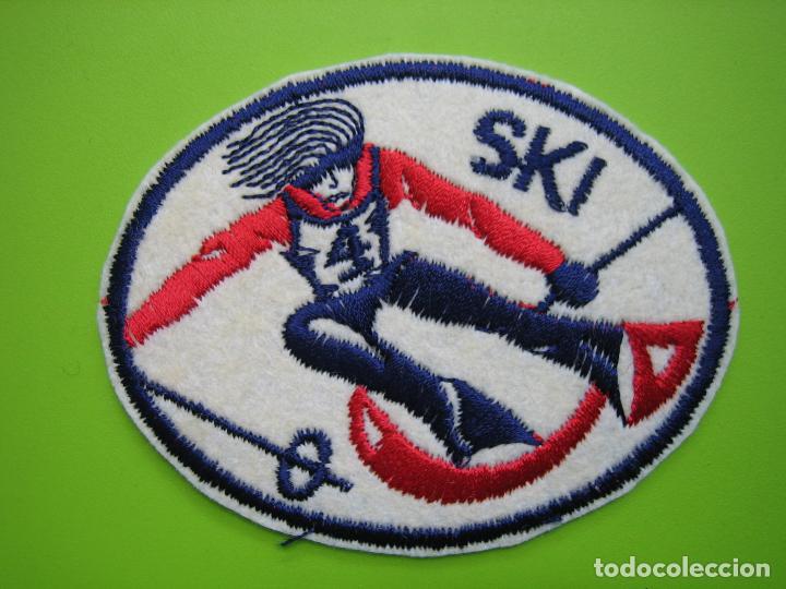 Coleccionismo deportivo: Escudo bordado Ski.A&ntilde;os 80 o 90