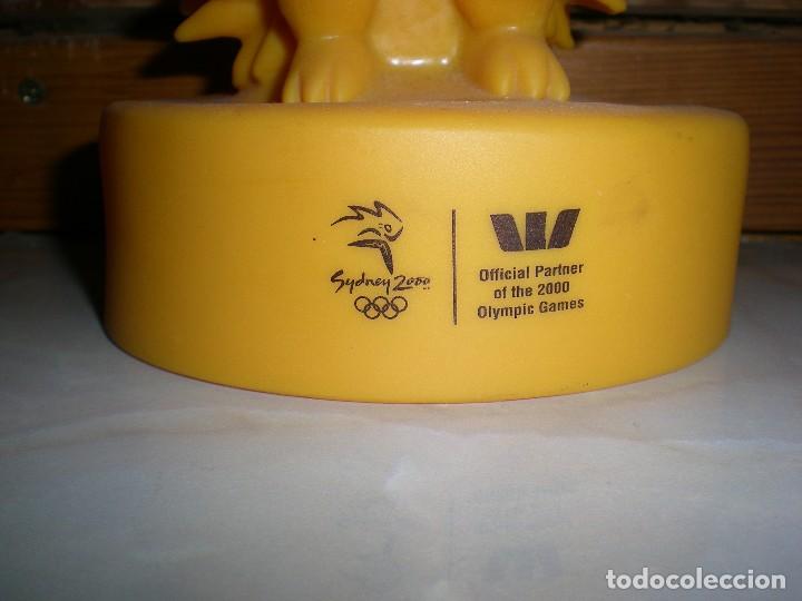 Coleccionismo deportivo: rara mascota hucha en pvc erizo MILLIE año 1996 olimpiadas sydney 2000 sin uso 21,5 cm - Foto 6 - 115465775