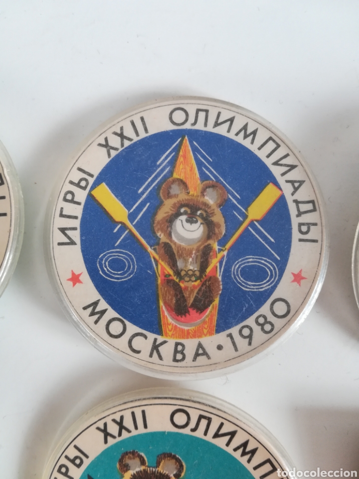 Lot De 25 Insignes Vintage Ours Misha JO Moscou 1980 URSS - Neuf Collection