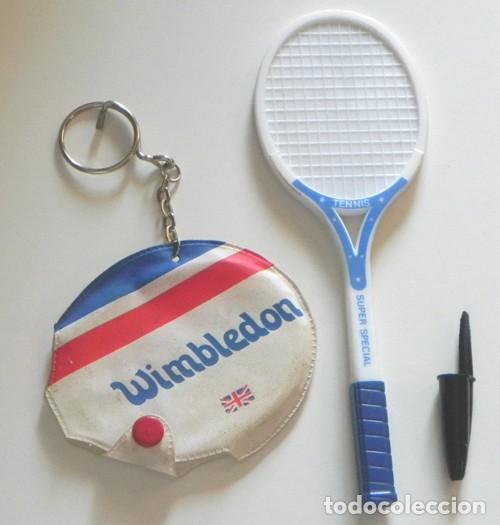 Coleccionismo deportivo: LLAVERO CON FORMA DE RAQUETA WIMBLEDON CON &rdquo;ESPEJO&rdquo; REINO UNIDO DEPORTE TENIS MINIATURA &rdquo;winbledon&rdquo;