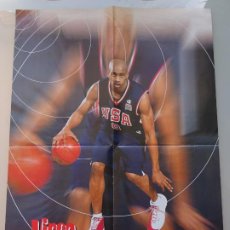 Coleccionismo deportivo: POSTER DE BALONCESTO. NBA BASKET JUGADOR VINCE CARTER US DREAM TEAM . 60X40CM 48. Lote 257697710