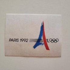 Coleccionismo deportivo: PEGATINA ADHESIVO PARIS 1992 CANDIDATURA JUEGOS OLÍMPICOS BARCELONA 92 COBI. Lote 289523968