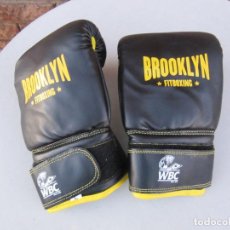 Coleccionismo deportivo: GUANTES WBC BROOKLYN FITBOXING, TALLA L-SIN USO