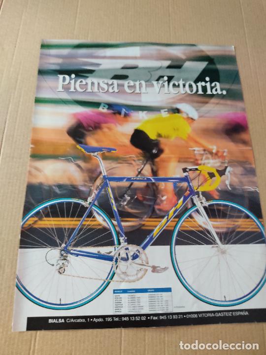 Coleccionismo deportivo: HANSA ROSTOCK TIPO POSTER 1 PAG REVISTA SOLO GOLES A&Ntilde;OS 90 + PUBLICIDAD BH BIKE CICLISMO