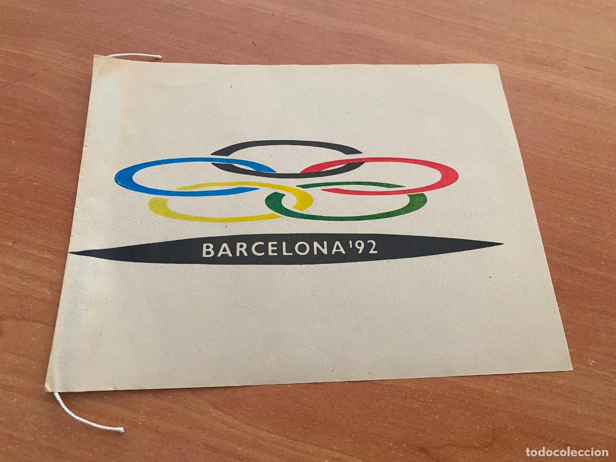 Coleccionismo deportivo: BANDERIN BARCELONA 92 OLIMPIADAS EN PAPEL. ORIGINAL (COIB252)