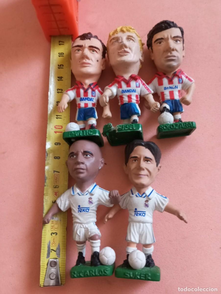 Coleccionismo deportivo: mu&ntilde;ecos Real Madrid y Atletico Madrid, Roberto Carlos, Suler, varios, coleccion