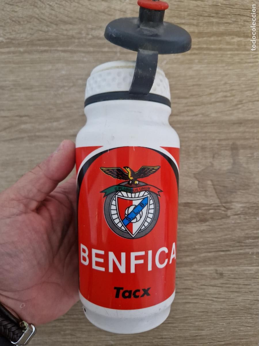 Coleccionismo deportivo: Antiguo bidon botella equipo ciclista Benfica Tacx retro a&ntilde;os 90 ciclismo elite vintage