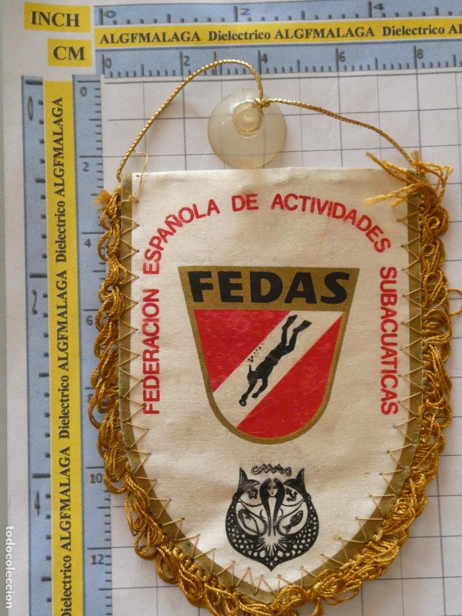 Coleccionismo deportivo: PEQUE&Ntilde;O BANDER&Iacute;N. FEDAS BUZOS SUBMARINISTAS. FEDERACI&Oacute;N ACTIVIDADES SUBACU&Aacute;TICAS.