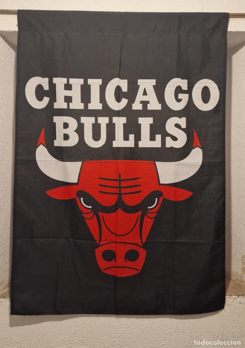 Coleccionismo deportivo: CHICAGO BULLS BANDERA FLAG. 106&times;74 cm.