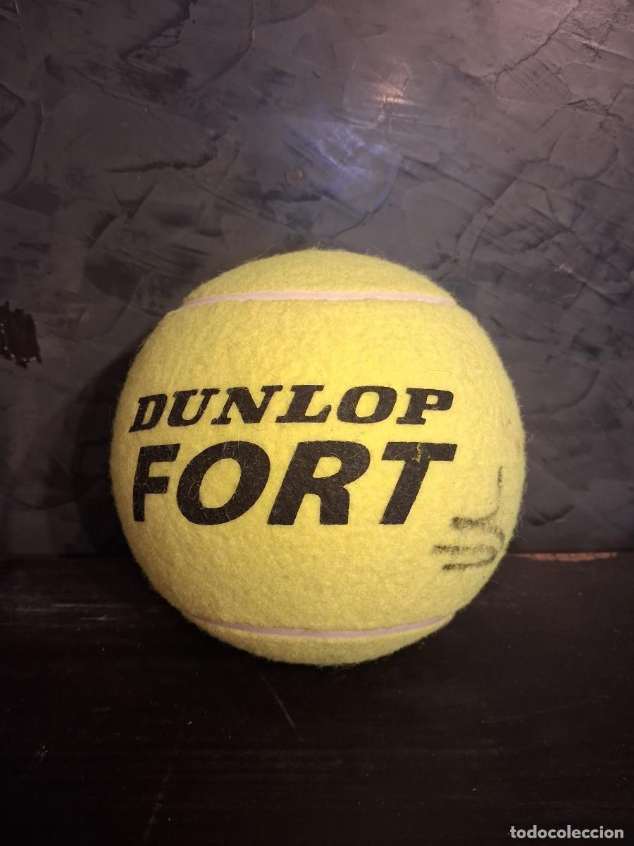 Sammelleidenschaft Sport: GRAN PELOTA TENIS MUTUA MADRID OPEN FIRMADA POR DOS TENISTAS. POSIBLE BEN SHELTON