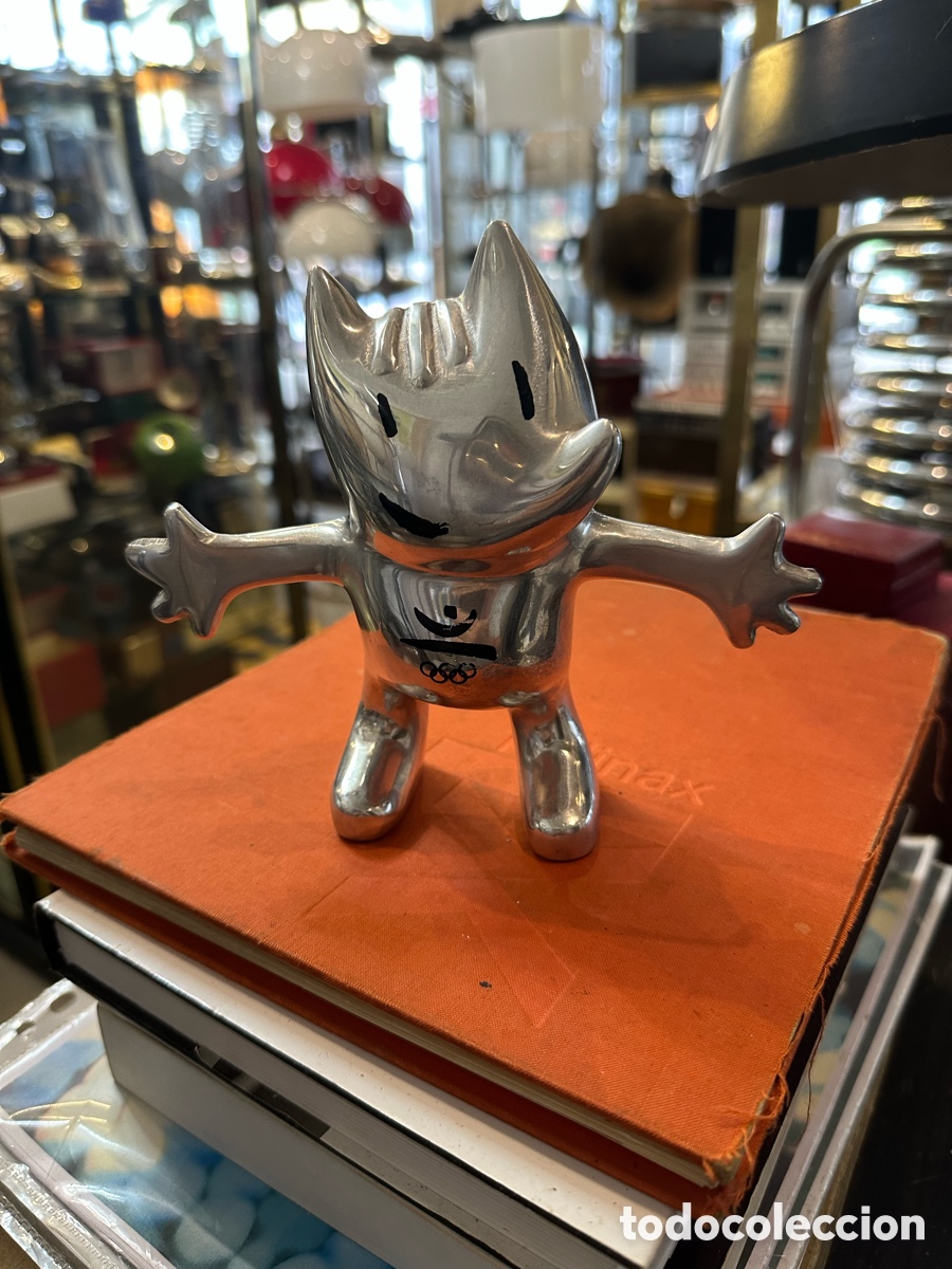 Sammelleidenschaft Sport: FIGURA COBI PILMA EN ALUMINIO 14 CM