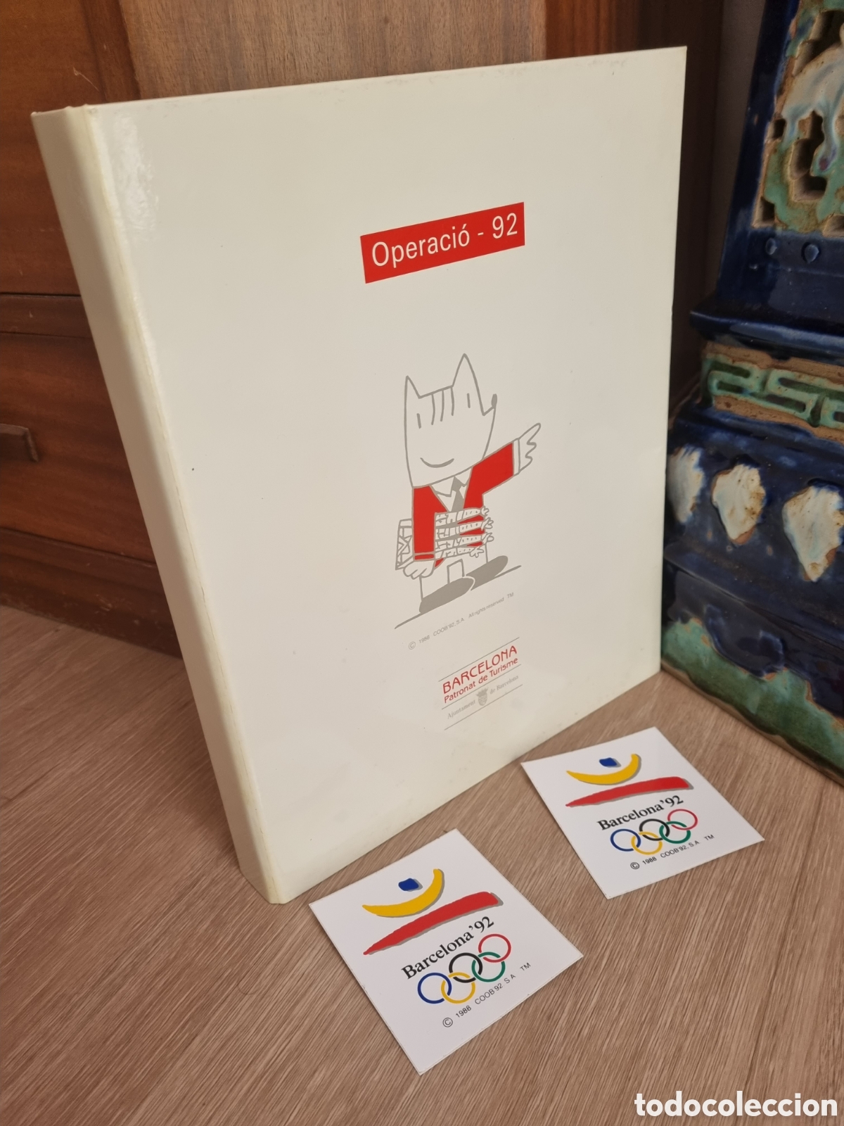 Collectionnisme sportif: Libreta anillas Juegos Ol&iacute;mpicos Barcelona 1992 + 2 etiquetas adhesivas 1988.