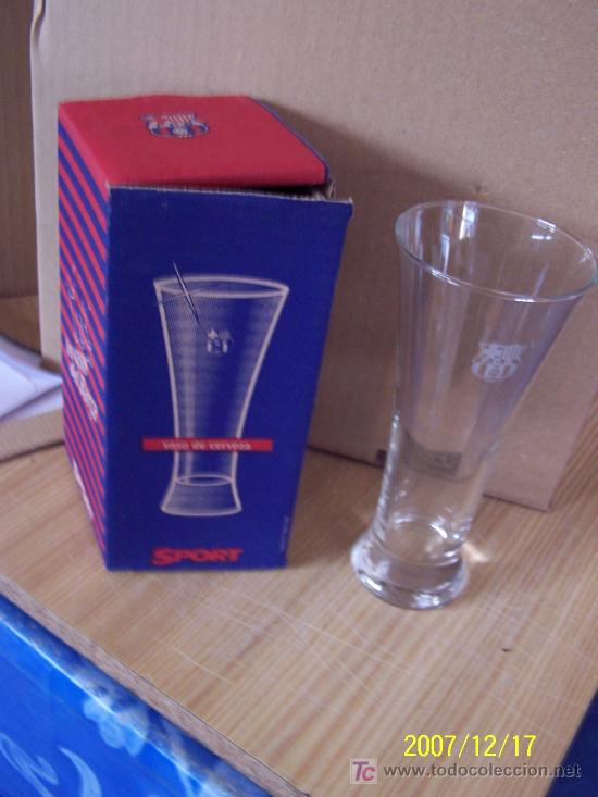 Coleccionismo deportivo: LOS VASOS DEL BAR&Ccedil;A: VASO DE CERVEZA- SPORT.CON CAJA.