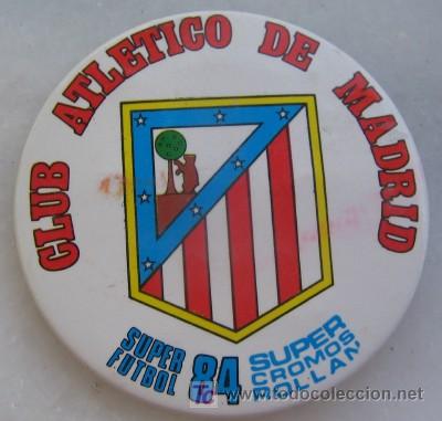Sammelleidenschaft Sport: CHAPA DEL ATL&Eacute;TICO DE MADRID, DE S&Uacute;PER FUTBOL 84 SUPER CROMOS ROLLAN