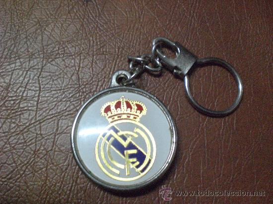 Sammelleidenschaft Sport: Llavero antiguo Real Madrid con motivo de Baloncesto en el reverso A&ntilde;os 80 RARO