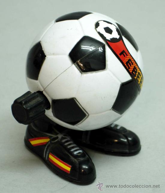 Coleccionismo deportivo: Pelota saltarina Feber Mundial f&uacute;tbol Espa&ntilde;a 82 1982 a cuerda Funciona