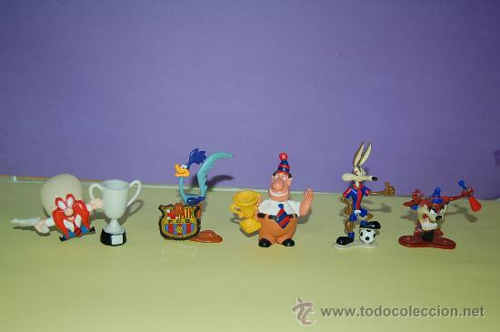 Colecionismo desportivo: 5 FIGURAS WARNER - F.C BARCELONA  .-