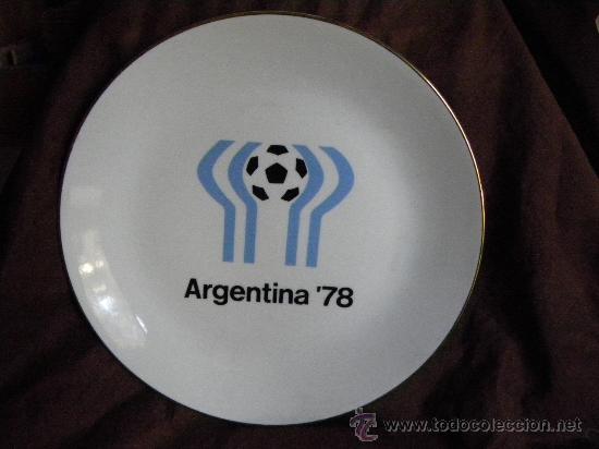 Sammelleidenschaft Sport: Plato porcelana con borde en oro Mundial futbol Argentina 78, sello Verbano Industria Argentina