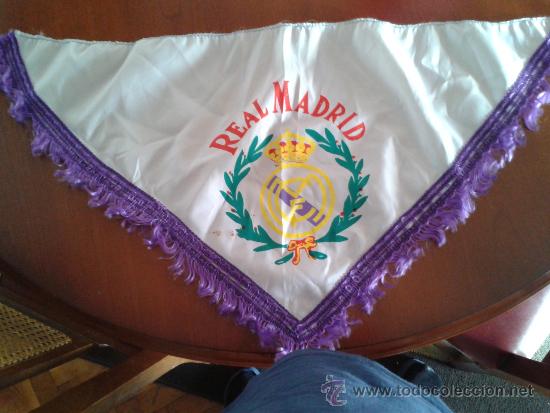 Sammelleidenschaft Sport: Pa&ntilde;uelo Real Madrid Club de F&uacute;tbol finales a&ntilde;os 80.