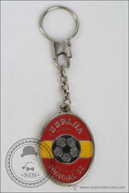 Coleccionismo deportivo: Llavero del Mundial de F&uacute;tbol. Espa&ntilde;a 1982 / 82 - Metal Policromado - 4,5 x 3,5 Cm - F&uacute;tbol