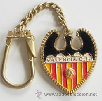 Colecionismo desportivo: ANTIGUO LLAVERO DEL ESCUDO DEL VALENCIA CF - EQUIPO CLUB DE F&Uacute;TBOL - ESPA&Ntilde;A - PL&Aacute;STICO