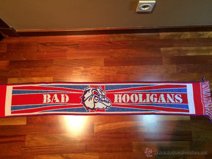 Coleccionismo deportivo: BUFANDA DE FUTBOL PE&Ntilde;A BAD HOOLIGANS - Foto 1
