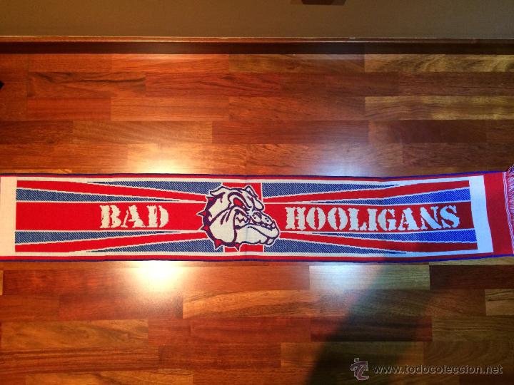 Coleccionismo deportivo: BUFANDA DE FUTBOL PE&Ntilde;A BAD HOOLIGANS - Foto 1