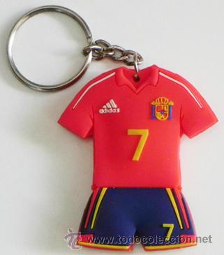 llavero raúl gonzález equipación española Comprar Merchandising Antiguo de Fútbol y Mascotas de colección en -