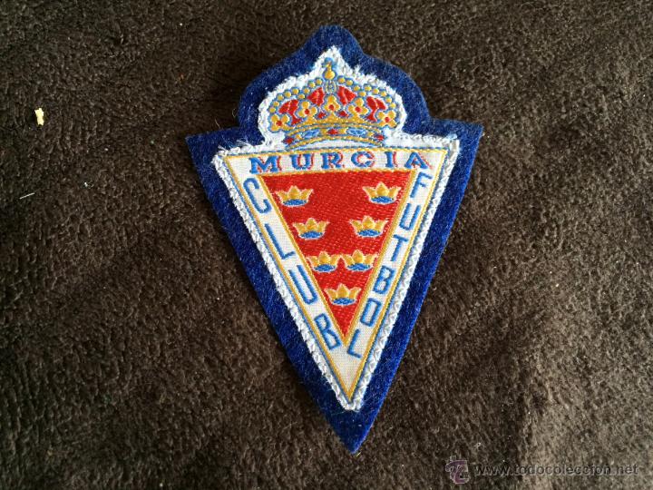 Coleccionismo deportivo: PARCHE BORDADO PARA ROPA ESCUDOEQUIPO DE FUTBOLMURCIA CLUBDE FUTBOL