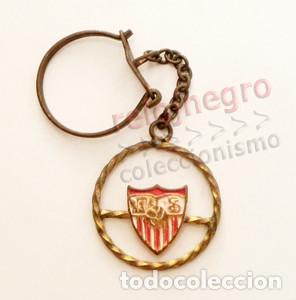 Sports collectibles: MUY ANTIGUO LLAVERO de ESCUDO DEL SEVILLA FC - F&Uacute;TBOL CLUB - DEPORTE - SFC SEVILLISMO - M&Aacute;S EN VENTA