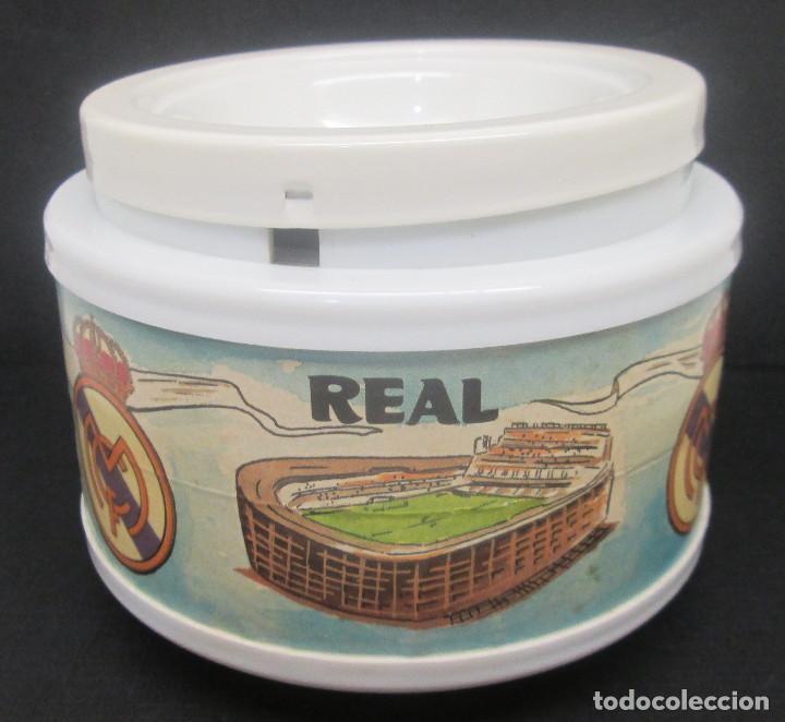 Sammelleidenschaft Sport: Antigua caja de m&uacute;sica/cenicero REAL MADRID CLUB FUTBOL