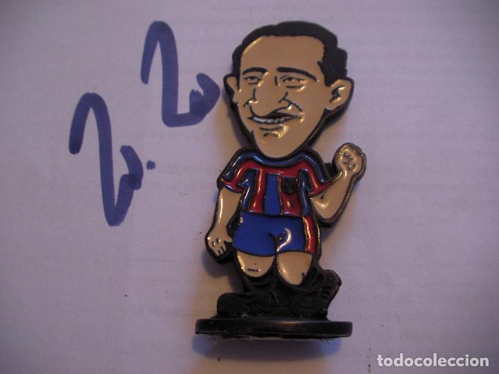 Sammelleidenschaft Sport: ANTIGUA FIGURA DE METAL JUGADOR DEL BARCA +- 7 CM - ABELARDO - ENVIO INCLUIDO A ESPA&Ntilde;A