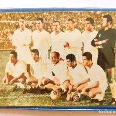Coleccionismo deportivo: BILLETERA / CARTERA EQUIPO FUTBOL CF REAL MADRID AÑOS 60 (13 X 9,5 CM). DIANA DORS. Lote 126906443