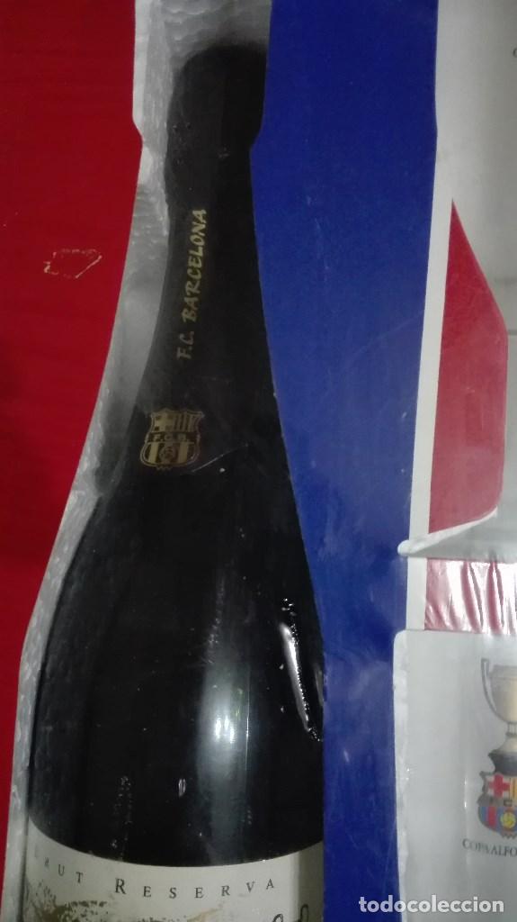 Coleccionismo deportivo: BOTELLA CAVA F.C. BARCELONA - Foto 8