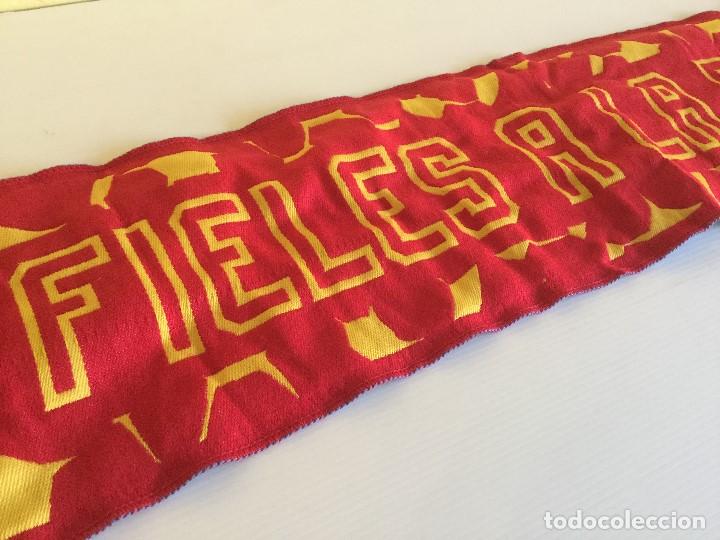 Coleccionismo deportivo: Bufanda Cepsa Fieles a la Roja - Foto 2