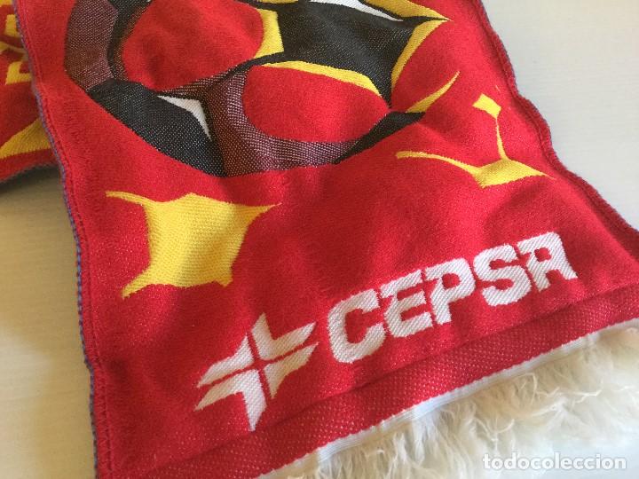 Coleccionismo deportivo: Bufanda Cepsa Fieles a la Roja - Foto 4