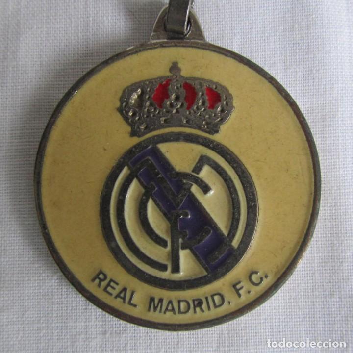 Sammelleidenschaft Sport: Llavero met&aacute;lico Real Madrid Santiago Bernabeu Presidente