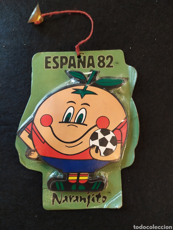 Coleccionismo deportivo: Naranjito , colgador para el coche. Mundial del 82