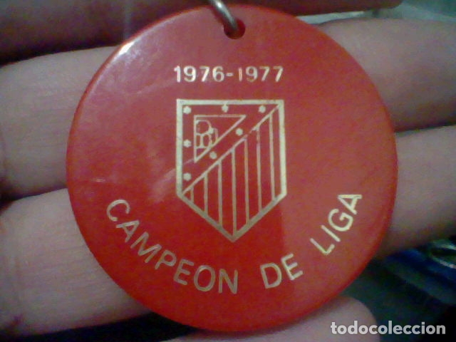 Sammelleidenschaft Sport: CAMPEON LIGA 1976 1977 AT ATLETICO MADRID LLAVERO DORSO PROHIBIDO ADELANTAR