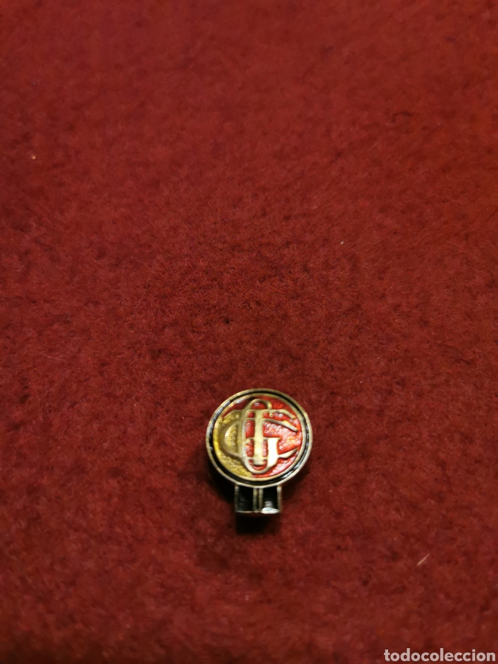 Collezionismo sportivo: insignia solapa equipo de f&uacute;tbol