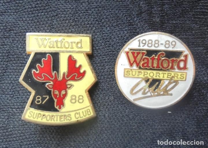 Coleccionismo deportivo: 2 broches Watford Football Supporters Club