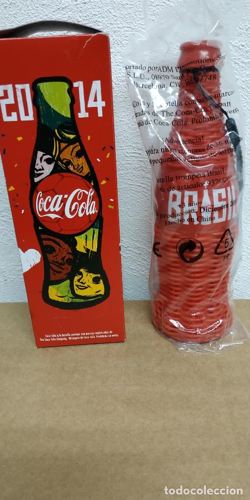 Coleccionismo deportivo: TROMPETA VUVUZELA MUNDIAL BRASIL 2014 -- ART&Iacute;CULO PROMOCIONAL DE COCA COLA -- NUEVA, EN SU CAJA