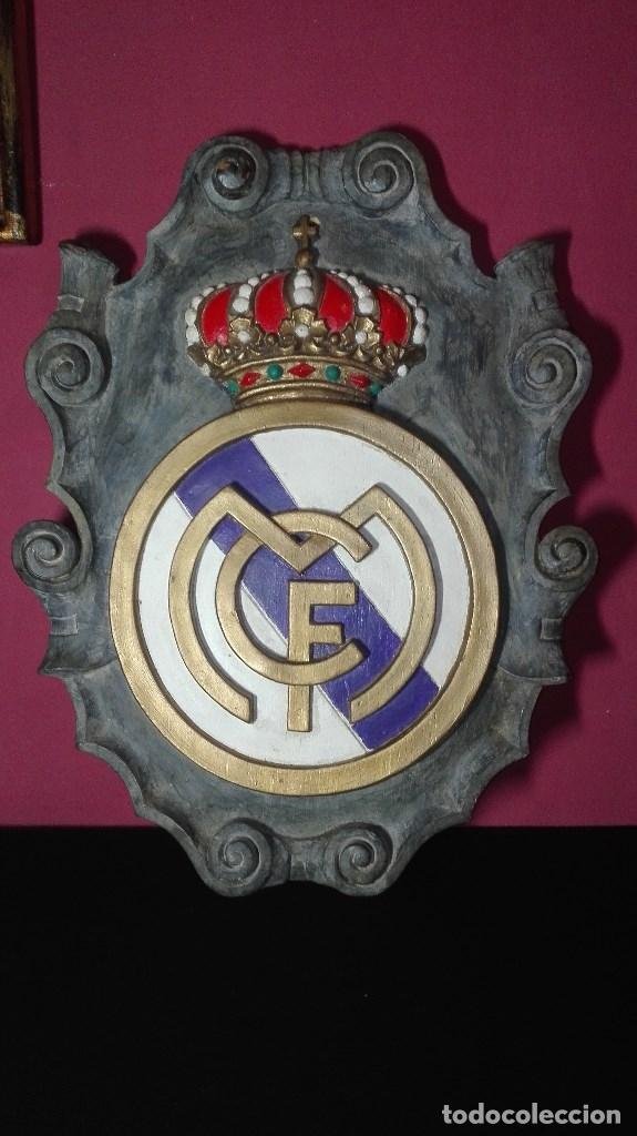 escudo real madrid 5,5 x 4 cm. - Compra venta en todocoleccion