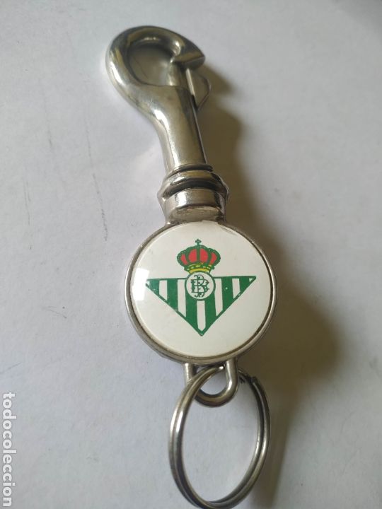 Coleccionismo deportivo: Llavero antiguo Real Betis Balompi&eacute;