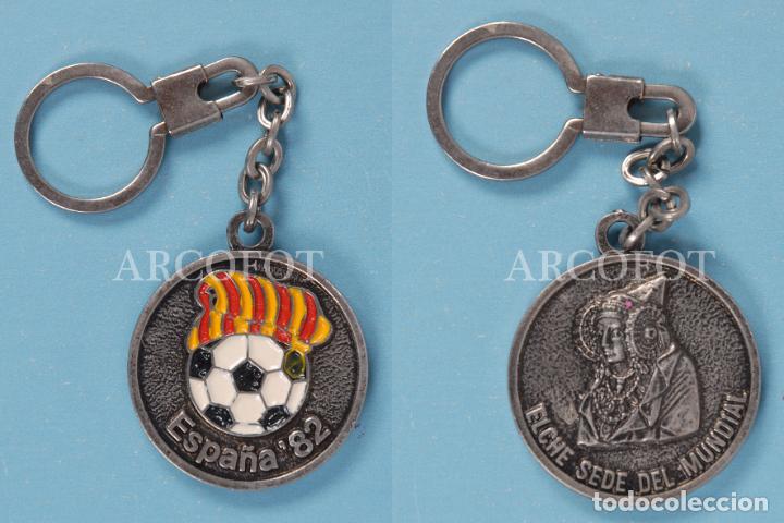 Sammelleidenschaft Sport: Antiguo LLAVERO Mundial de F&uacute;tbol - ESPA&Ntilde;A '82 - ELCHE SEDE DEL MUNDIAL - EL DE LA FOTO